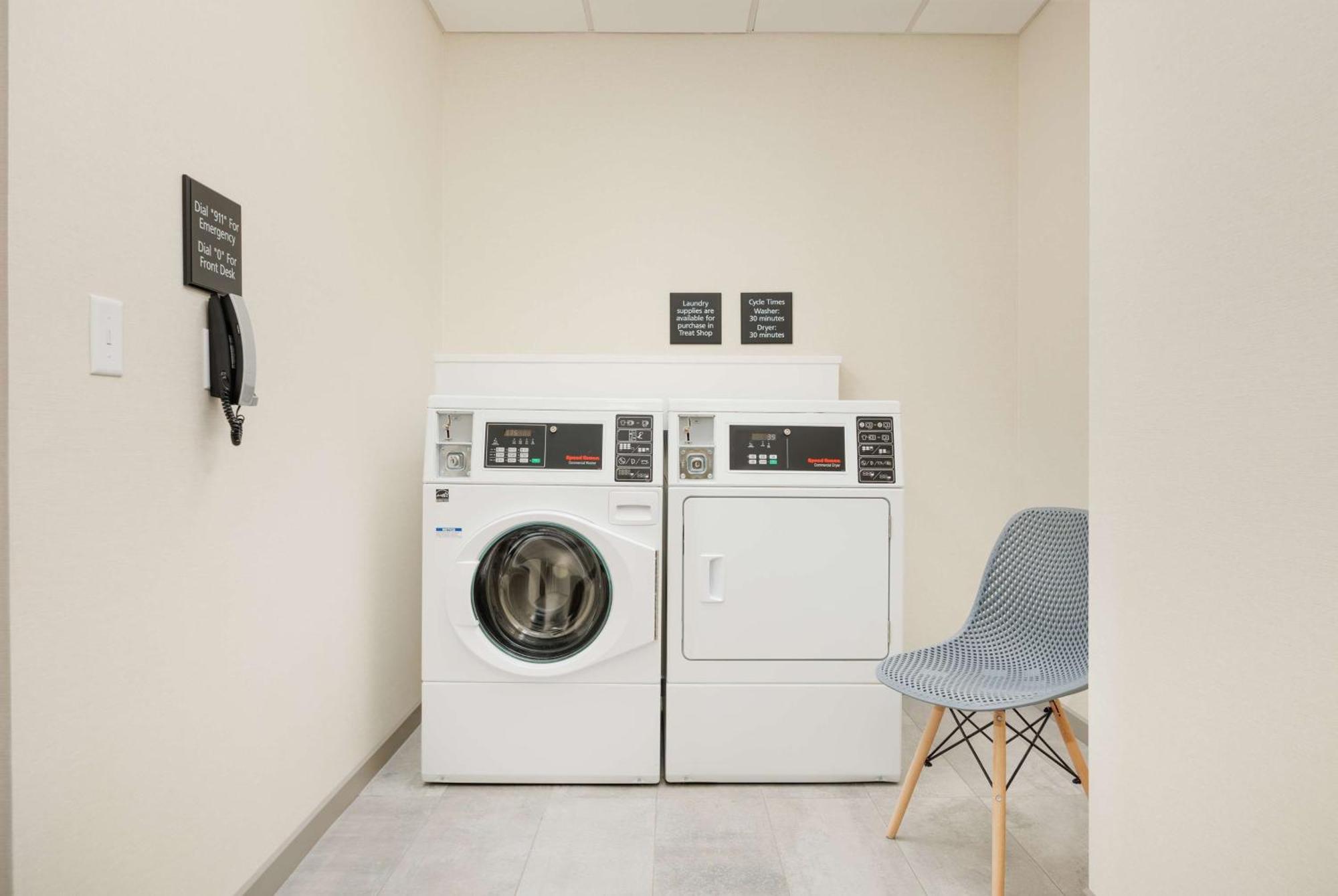 Hampton Inn & Suites Huntsville Downtown, Al エクステリア 写真